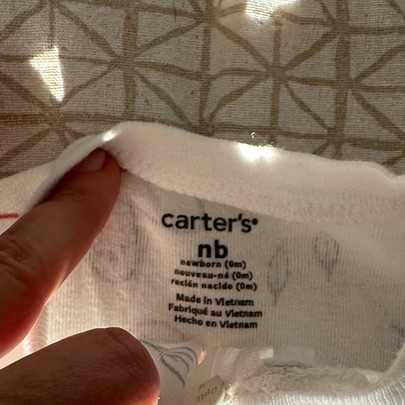 Lot of 7 Newborn One Pieces - Picture 11 of 15